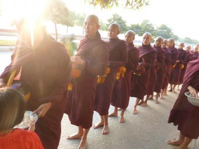 黄金の国「ミャンマー」　Are you happy?　Vol.11　(マンダレー)