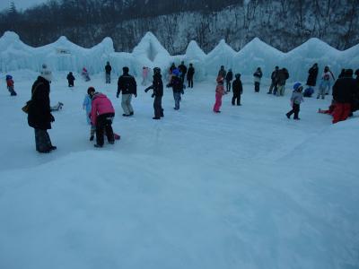 ２月、支笏湖、氷濤祭り
