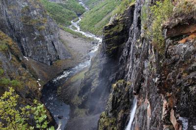 ノルウェーの滝を見に行こう