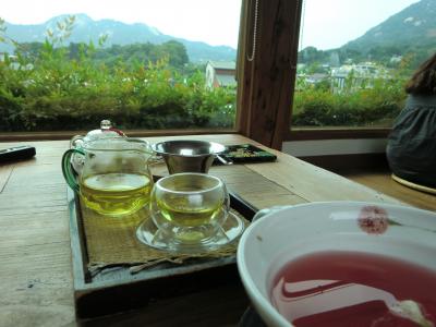 2012/6　ソウル街巡り（6）　伝統茶院＜チャマシヌルトゥル＞（仁寺洞）
