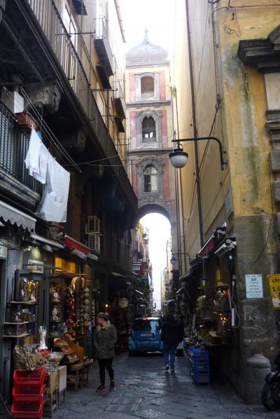 はじめての南イタリア！ナポリ一日目は、さっそく予定変更して街歩き。