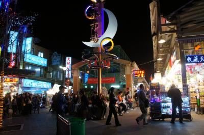 ラブ 台北 (迪化街、龍山寺、士林夜市編)