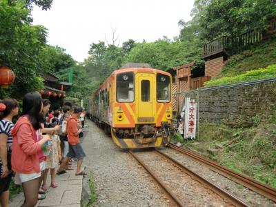 平渓線の旅・十分駅周辺