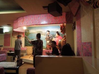 ふらり沖縄食べて飲むだけの1泊2日　初めての美ら海水族館と民謡酒場の夜　酔い覚ましにはたから家のすば編