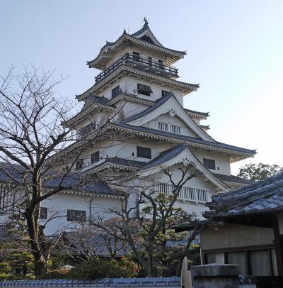 2013.1尾道・今治・しまなみ海道旅行6-うどんの里やまびこで昼食，今治城