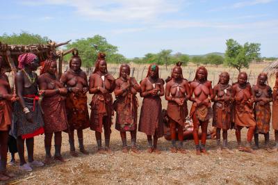２０１３正月　ナミビア周遊（７）ヒンバ族との交流