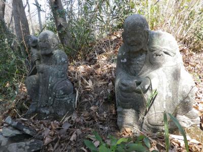 寄居の少林寺・花園城跡と藤田善導寺・正龍寺ハイキング