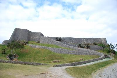 2013.01沖縄:公共交通機関だけでどれだけ回れるか~その2.勝連城・斎場御嶽・知念城