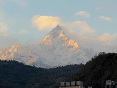 ネパール2013･･･（6）マチャプチャレを仰ぐ街、ポカラ