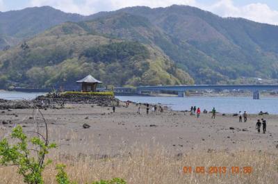 河口湖の水位低下