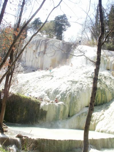 トスカーナの天然温泉　