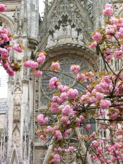 美しき北フランス８日間＜１＞　１・２日目　「ジャンヌ・ダルクと、モネが描いたノートルダム大聖堂　ルーアン」
