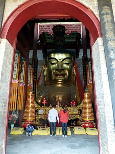 徐州２−銅山茅村漢画像石墓、雲龍山