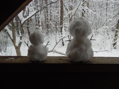 もうすぐ５月なのに、一晩ですっかり雪景色。