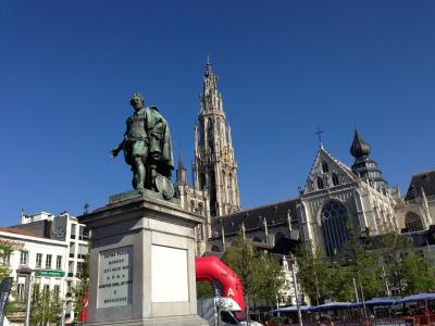 【ベルギー】?.アントワープのノートルダム大聖堂へ