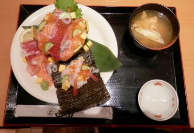 朝食は　函太郎で　ちらし寿司　函館朝市探訪