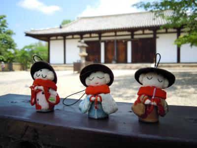 奈良の魅力は咲く花の (1)    高畑の寺 