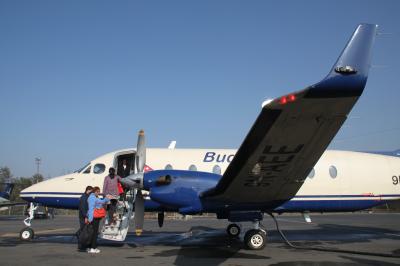 エベレストを抱くネパール