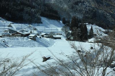 2013.2 雪山滑りーの、麺すすりーの、風呂入りーの　in　高山