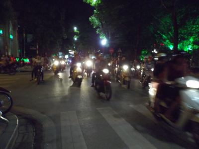 オヤヂ一人旅-12　(8日目…西安から上海経由でハノイへ)