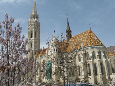 ハンガリー(01) ブダペストは Hop on hop off バスで ♪ マチャーシュ教会