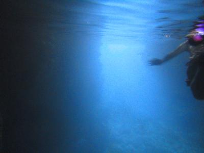 梅雨明けして喜んだのも束の間・・・渡嘉敷島⇒本島（カヤック＆青の洞窟編）