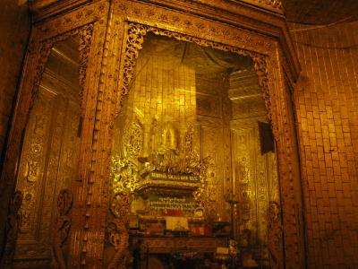 仏陀の聖髪伝説が伝えられる３つの寺院