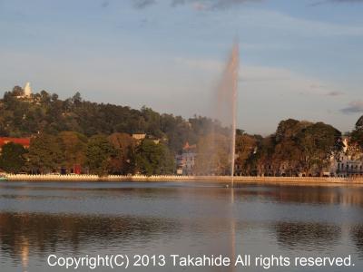 キャンディ(&#3512;&#3524; &#3505;&#3540;&#3520;&#3515; (Kandy))