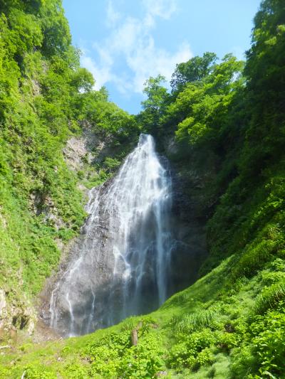 青森県　くろくまの滝