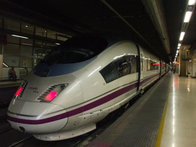スペイン《マドリード》：「（バルセロナよりの列車は）高い移動費となったが・・・。」