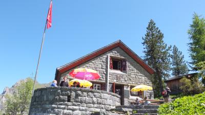 スイス･ハイキングの旅 2013夏（2）　カンデルシュテーク（ドルデンホルン･ヒュッテ）