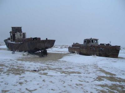 アラル海の船の墓場