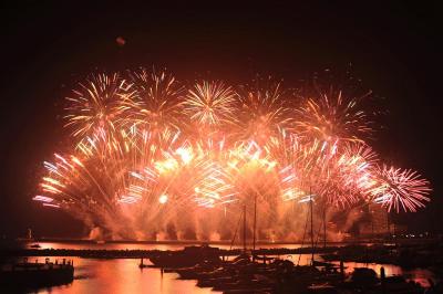 熱海で花火を見てきました　２０１３．０８．０８　=２．熱海海上花火大会=