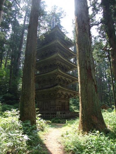 鳥海山　羽黒山五重塔