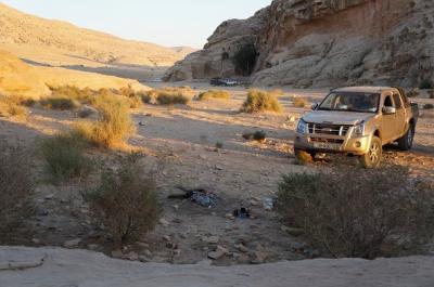 ペトラ近郊でベドウィンBBQ