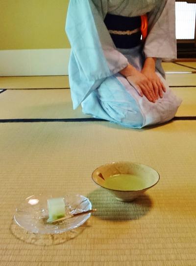 和歌山城の石垣を見て･･･茶室『紅松庵』でお殿様気分！