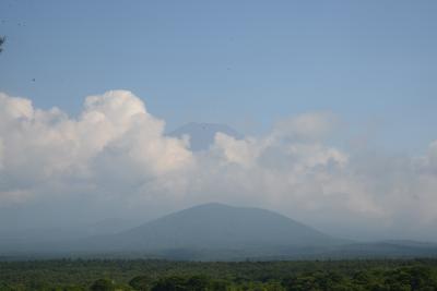 富士五湖　「鯖雲の向こうにあるはず富士の嶺」