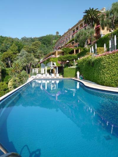 優雅な夏バカンス　イタリア・東リビエラの旅♪　Ｖｏｌ１５２（第１３日目午前）　☆ポルトフィーノ：「Hotel Splendido」の眺望の素晴らしいプールで優雅の過ごす♪