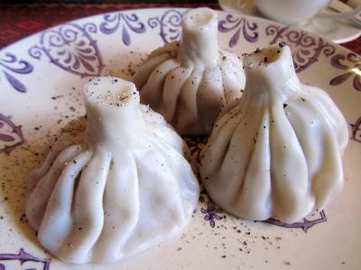 2013年ロシア旅行～13年ぶりの再訪を３年前にあきらめた旅行計画で実現～ハイライトその８【サンクトペテルブルグとノヴゴロドのレストランと食事（ホテルの朝食以外）編】