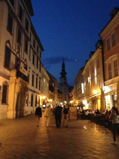 寒い国は暖かい内に行っておこう!@スロバキア☆ブラチスラバ編