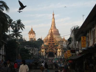 ヤンゴンの中心街を散策：ミャンマー6日間の旅(No.4)