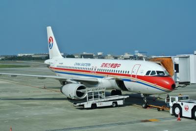 松山発、上海浦東＆昆明経由、ビエンチャン行き （中国東方航空） その１