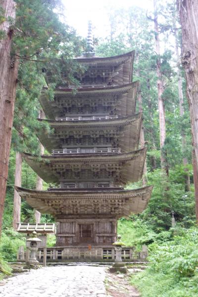 パワースポットの一つ 出羽三山神社 三神殿