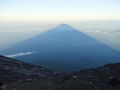 一合目から富士山山頂を目指して　-日本百名山を登る72-