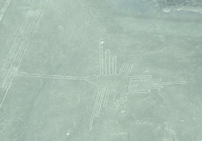 ペルー定番ツアー9日間<3>3日目空から見るぞ!　ナスカの地上絵