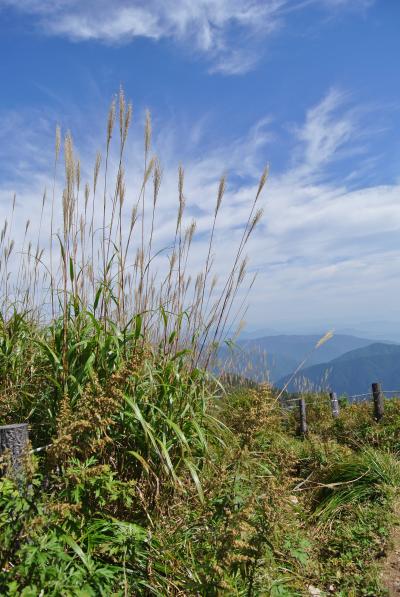 秋の気配、伊吹山へ