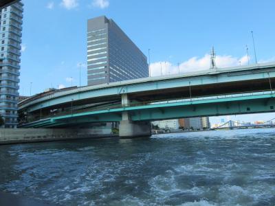 水上バス「かわせみ」で　川めぐり　橋めぐりー３　日本橋川へ