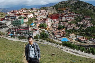 中年男のチベットひとり旅　その６　ガンデン寺と、最も美味しかった「手抓羊肉」