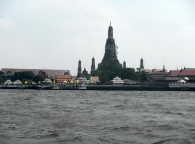 たびたびの旅　タイ、インド、カンボジアの旅（２８）２０１３/０３/３０　バンコク、チャオプラヤエキスプレスボートに乗る。