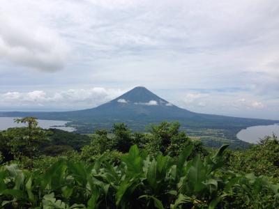 中米六カ国縦断の旅28♪ボルケーノハイキングと冷たいけれども、温泉（冷泉？）